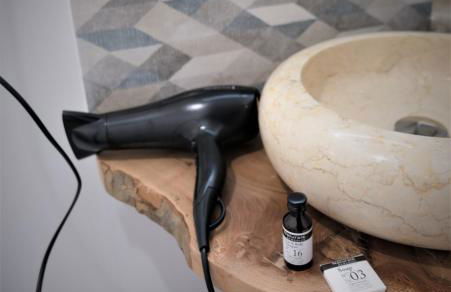 A l'ombre des remparts - Foto 13