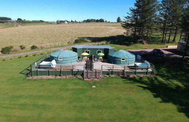 Orange Yurt With Hot Tub- Sleeps 3, Parking & Wifi - Photo 11