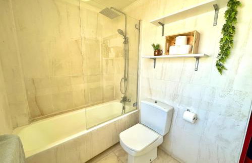 El Ático Estepona 1ªLinea de Playa - Photo 17