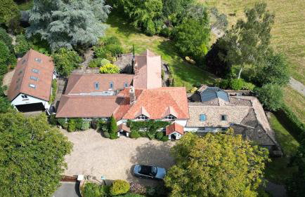 Luxury Home, spectacular grounds, pool & hot tub - Foto 8