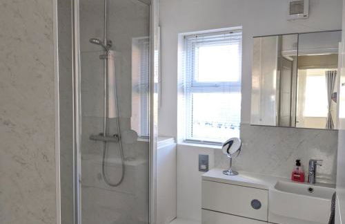 Saffron Court by Wycombe Apartments - Apt 06 - Photo 6