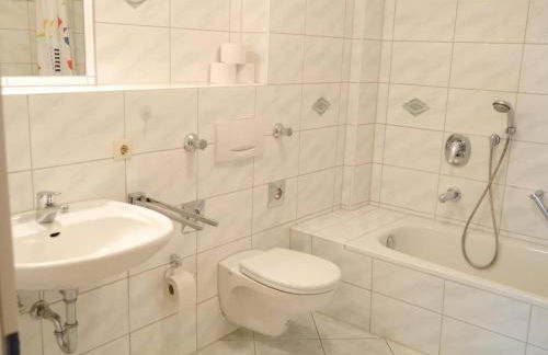 1-3 Pers. Zentrumsnah und modern - Wuppertal/Remscheid - Foto 2