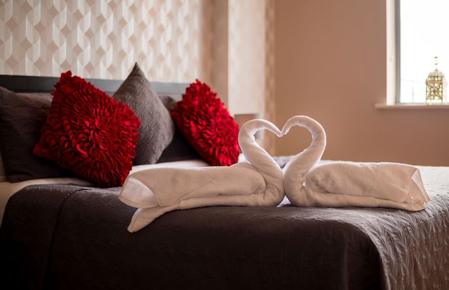 Galway Bay Sea View Apartments - Photo 9