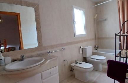 Chalet Campoamor con piscina privada - Foto 16