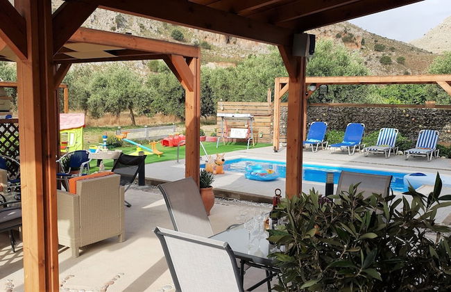 Stergios Villa - Foto 1