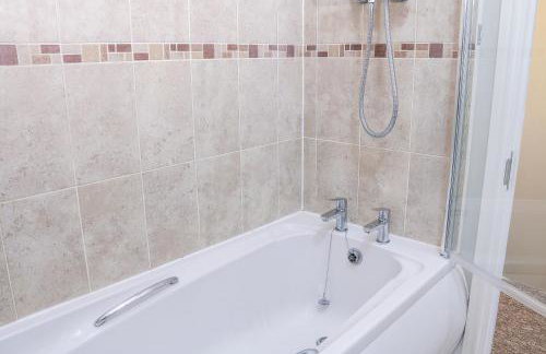 Stylish 2 Bedroom Property - Foto 11