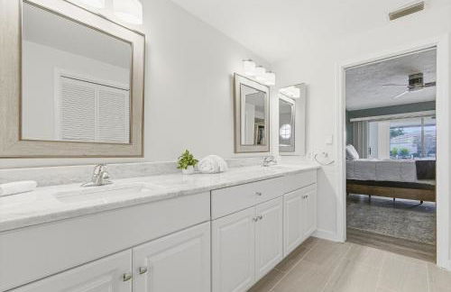 Charm and Old Florida Vibe , Heated Pool & Spa - Villa Parisian Paradise - Roelens - Photo 27