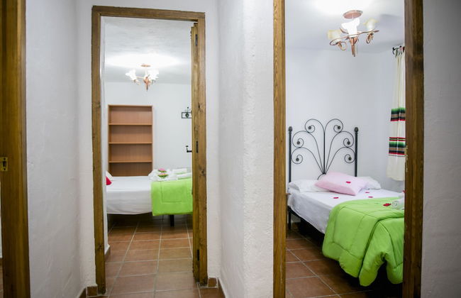 Cuevas El Moral - Foto 34