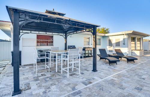 Private Hot Tub Breezy Seminole Stay! - Foto 22