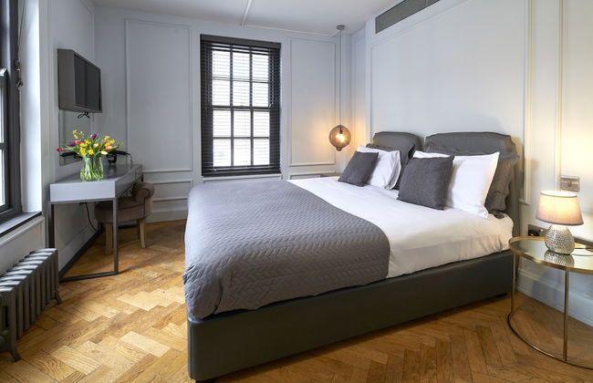 London Paddington Apartments - Photo 11