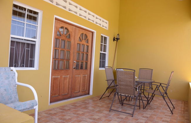 Hillview Apartments and Vehicle Rental - Foto 20