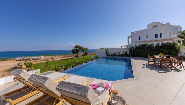 Protaras Beachfront Villla Mimosa - Foto 3, Habitación