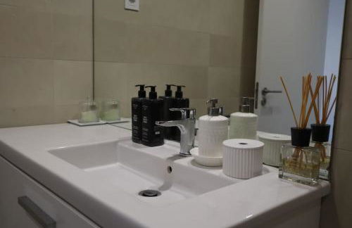 River Terrace & Pool View - Seixal - Foto 32