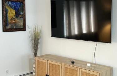 Beautiful downtown Anchorage 4 - Photo 7