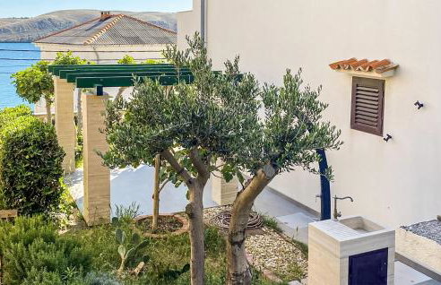 Cozy Apartment In Miskovici With Wifi - Foto 12