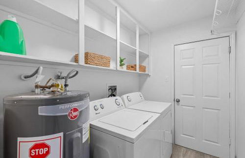 Sleeps 8 Modern 3BR Leander Coffee Bar & Yard - Foto 58