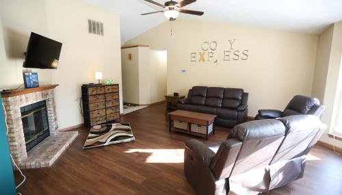 Neighborhood ranch with parks, 3 miles to Purdue - Foto 3
