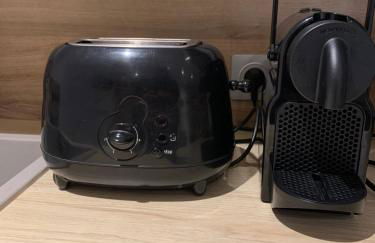 Studio calme avec Parking accès rapide Eurexpo Le Chasseland - Foto 20