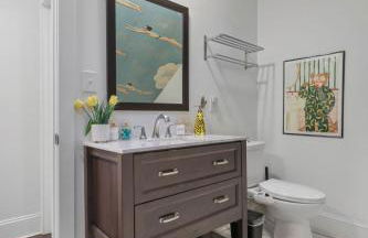 Stay & Play Indy- Indoor Fun - 5 Min to Downtown - Sleeps 10 - Arcade fun - Foto 73