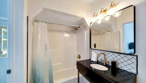 Versatile Home with Extra Living - Foto 3