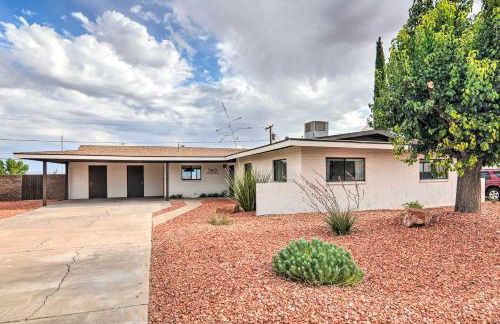 Lake Powell Views Mid-Century Home in Page - Foto 40