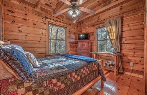 Golden Eagle GA Cabin - Hot Tub, Firepit & Fast WiFi - Foto 13