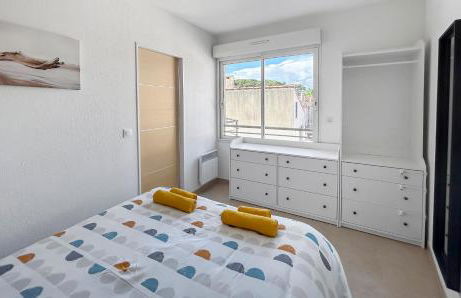 T2 cosy avec terrasse & parking à 2 pas du port - Foto 17