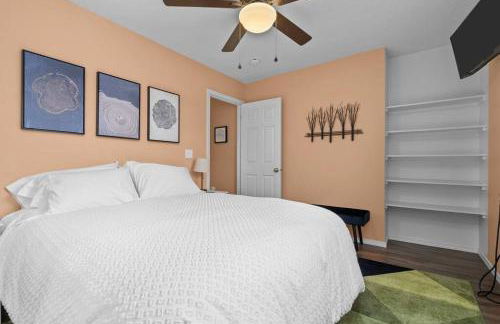 Solar Half-Plex with Chic Style in Country Glen - Foto 53