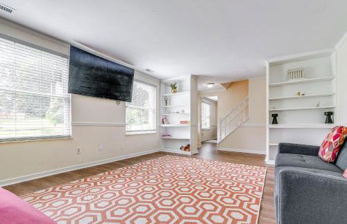 3 Mi to Dtwn Cary Family Home with Deck! - Foto 3