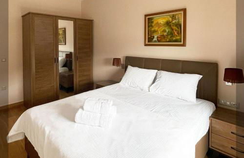 Favelas Luxury Apartments - Photo 24