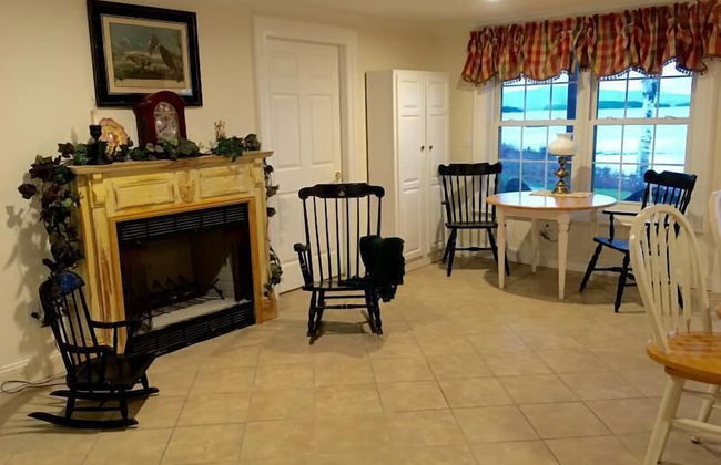 Clamshell By The Sea - Photo 32