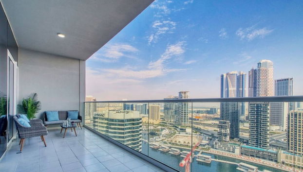 Waterfront 2BR w Canal View Near Burj Khalifa - Foto 5, Habitación