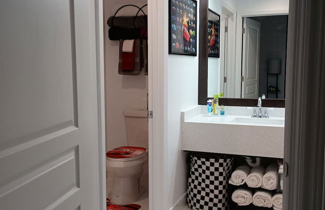 Free Shuttle 2 Queen Disney Area - Foto 28