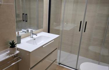 Cerca Airport, Riyadh Air, Ifema, Eisenhower, WIFI, 4 personas - Foto 11
