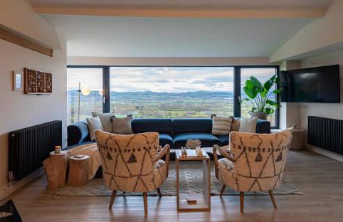 Bryniau Isaf - Photo 1