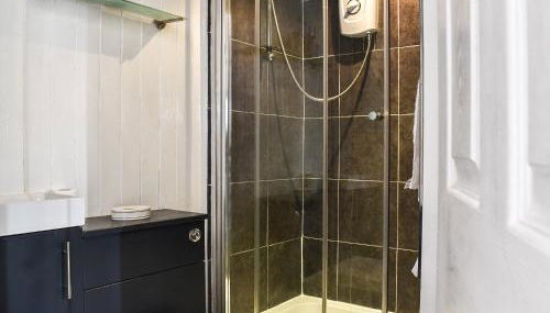 Squirrels Nest - Photo 5