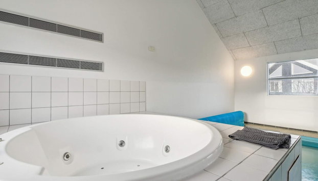 5 Star Holiday Home in Bagenkop - Photo 4, Soin spa