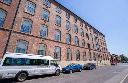 Ensuite Bedrooms with Shared Kitchen and Apartments at Simpsons Hall in Nottingham - Photo 3