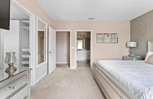 Themed Mickey Bedroom 4BR at Solterra R SR4799 - Foto 15