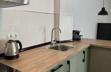 Plaza Victoria Apartments - Photo 17