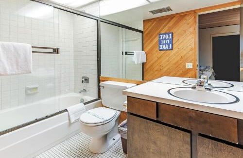 168 Forest Pines - walk to Lakeshore Blvd community pool and hot tub - Foto 9