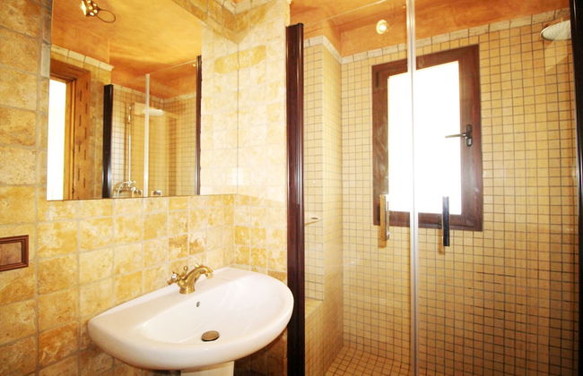 1033 Villa Laura - Photo 17