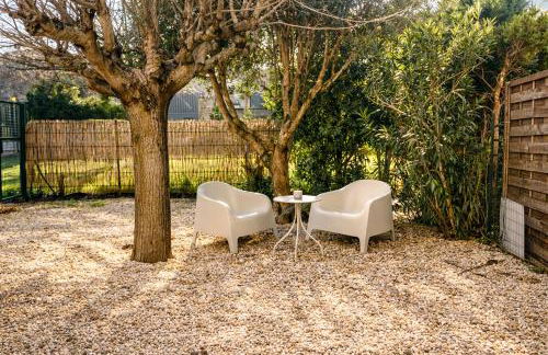 Appartement 4 personnes 5 minutes a pieds du centre ville parking gratuit jardin 85m2 - Photo 13