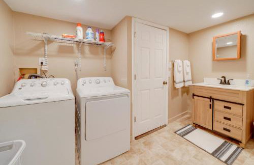 4 Mi to Gauley River Rapids! Outdoor Adventure Hub - Foto 15