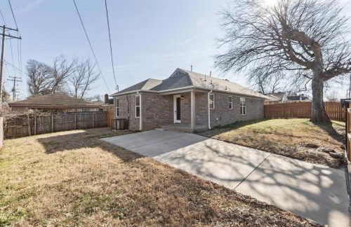 Gated Parking + Fire Pit | Near Zoo + Rhodes - Foto 21