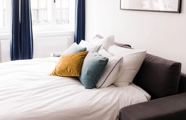 Gorgeous Getaway in the old City Centre Antwerp 2 - Photo 2