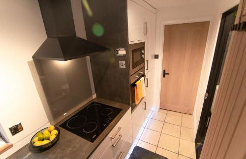 Bumblebee checkout 2pm Frome Longleat Aqua Sana Bath 5 people PRIVACY - Foto 27