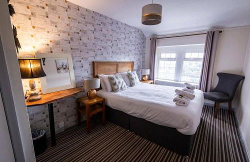 New Hobbit, stunning views, sleeps 42, Bar, Hot Tub - Foto 35