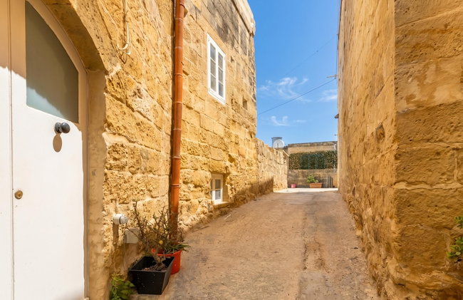 Dionisia Gozitan Villa and Pool - Photo 33