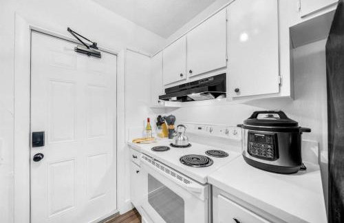 Palm Wave Stays - Designer's Stay - Sleeps 10 - Foto 30